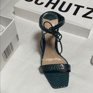 SCHUTZ Mavis  Dark Green Textured Heels